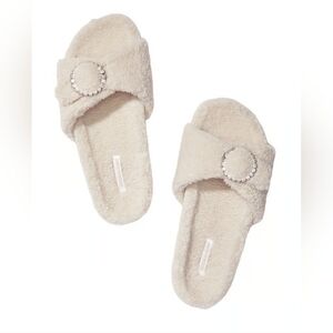 Victoria Secret White Sherpa Slide Slippers- Brand New in Protective Plastic